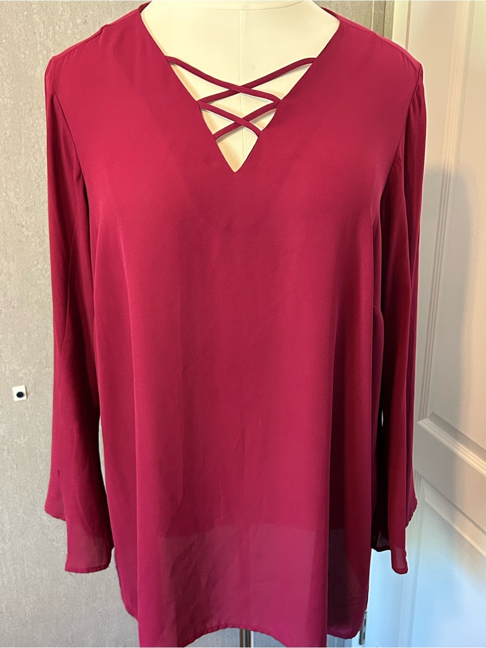 Crisscross V-Neck Long-Sleeve Tunic in Deep Wine